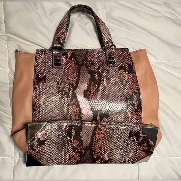 Simply Vera Vera want purse - Picture 3 of 3